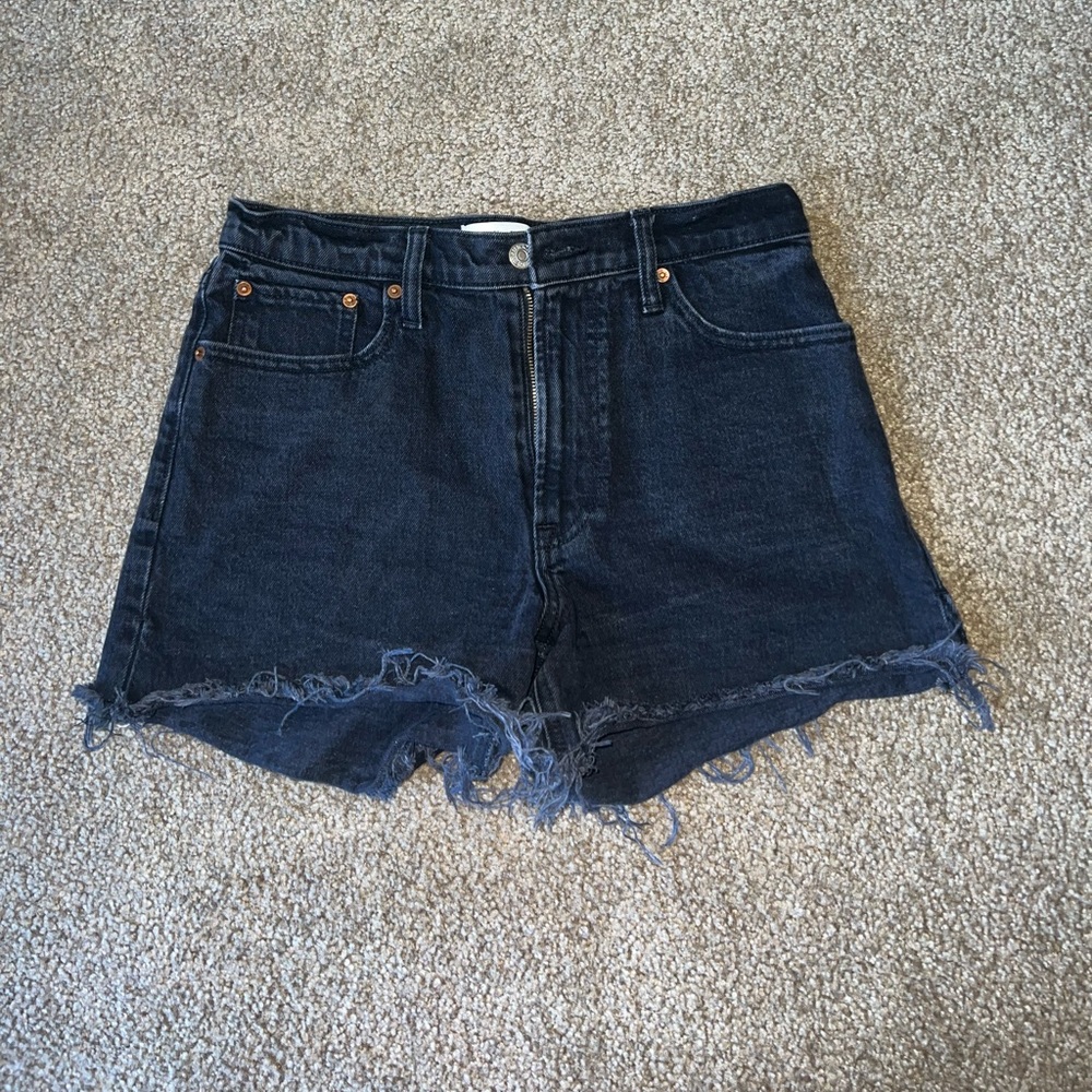 Abercrombie & Fitch 4in Mom Shorts